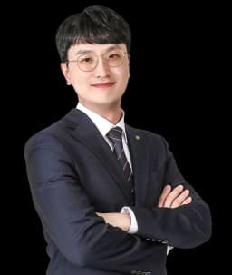 학교폭력전문변호사 신용훈